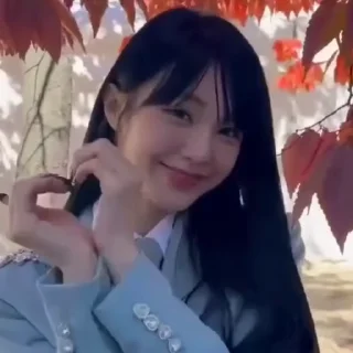 kwon nayeon @flosai
