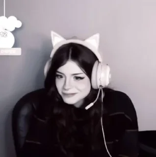 👻-Hannah owo, Telegram Sticker