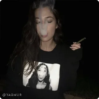 🚬-@Yagmur | Girl Modes, Telegram Sticker