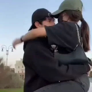 🍮-Vɪᴘɪɴ Aᴀʀᴜ, Telegram Sticker